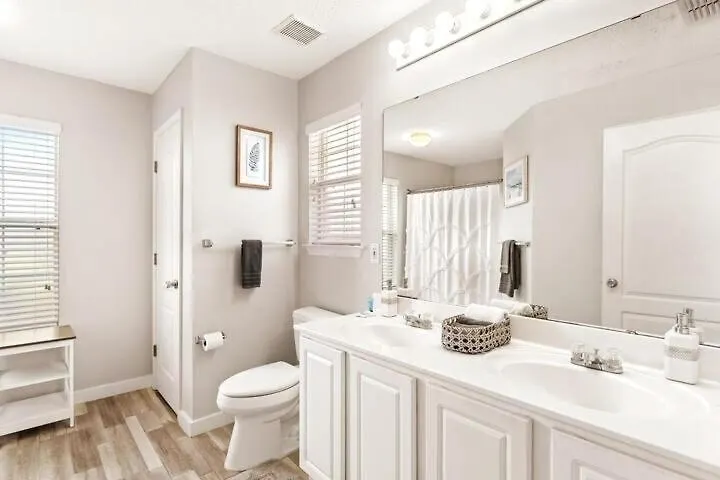 Barefoot Escape Golf Cart Deals Gated Beach Access Destin Holiday home